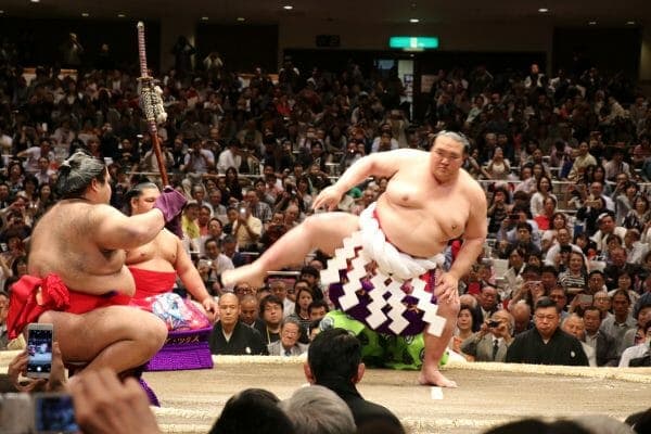 【速報】大相撲5月場所『北斗の拳』まわし・懸賞幕登場